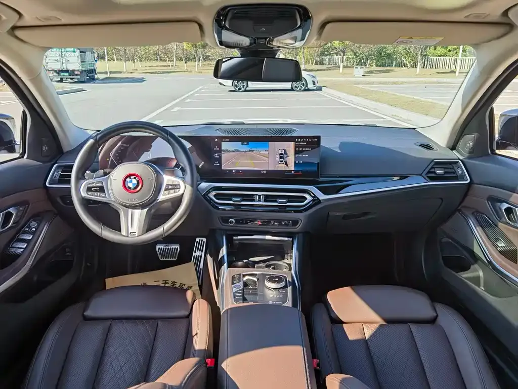 BMW 3 Series 2023 из CN, фото 9
