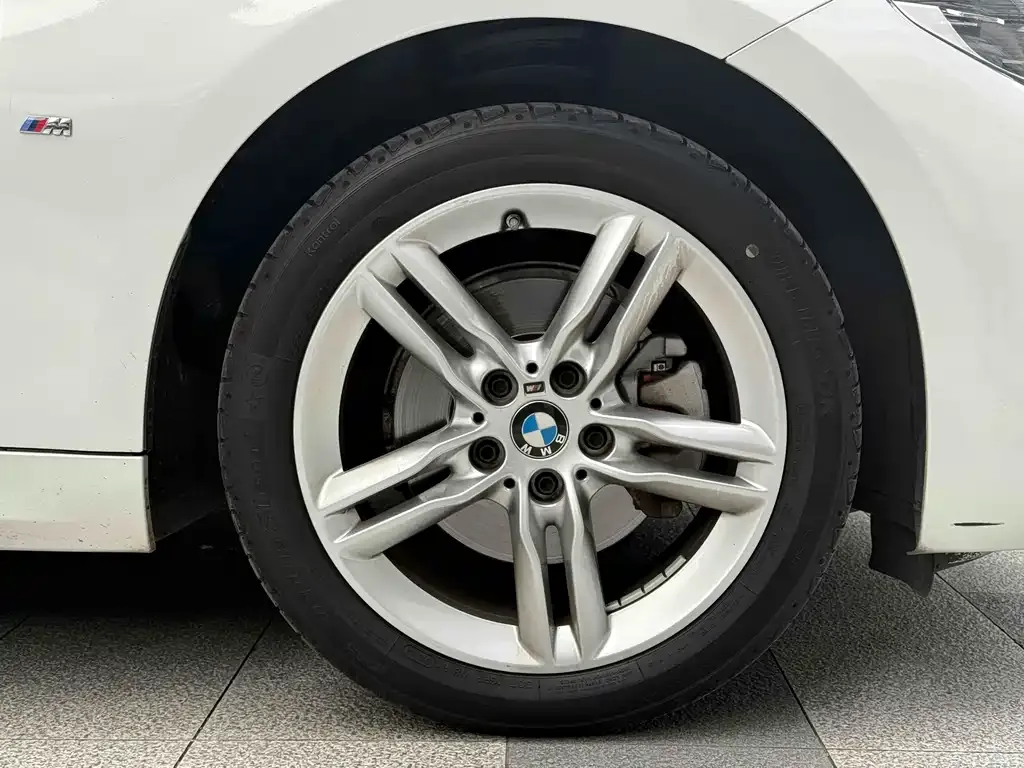 BMW 1 Series 2022 из CN, фото 10