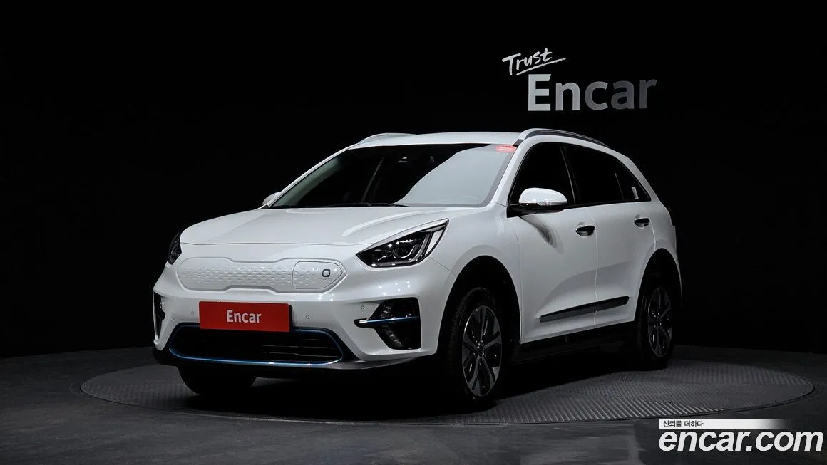 Kia Niro — фото 1