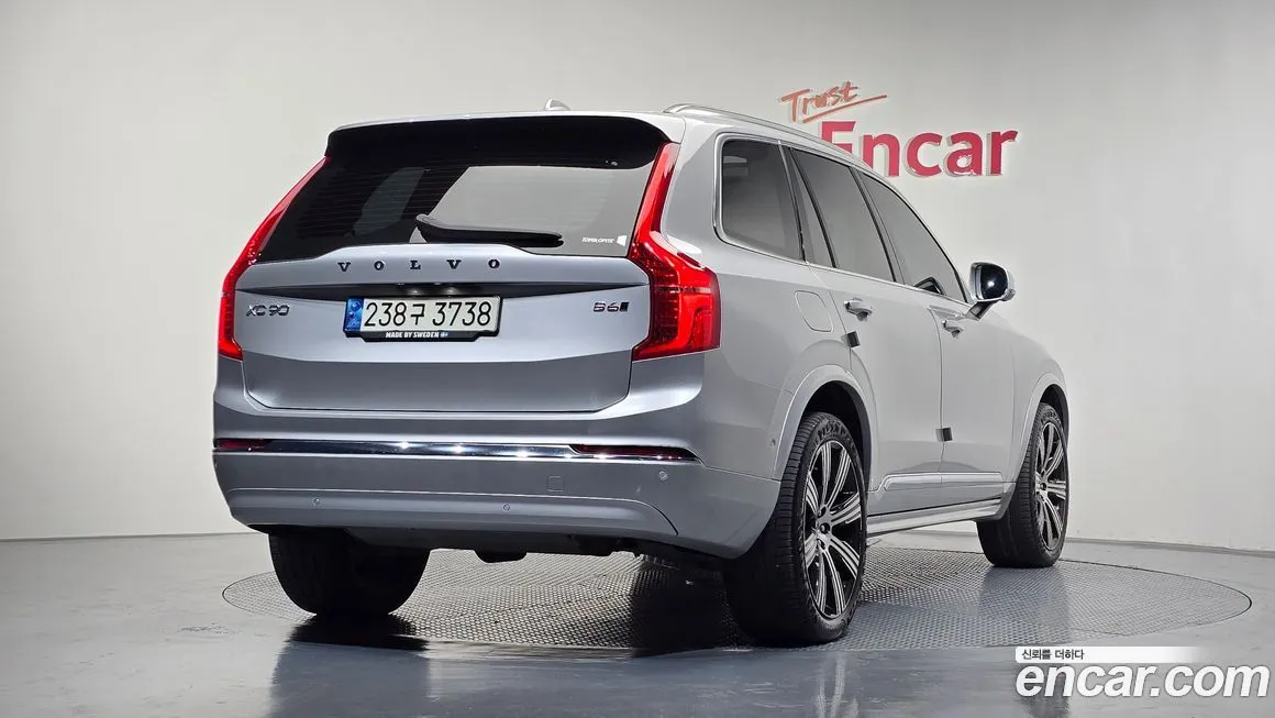 Volvo XC90 2022 из KR, фото 2