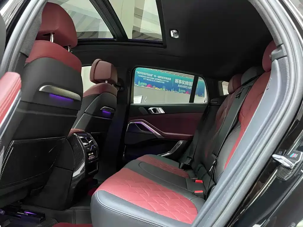 BMW X6 2024 из CN, фото 3