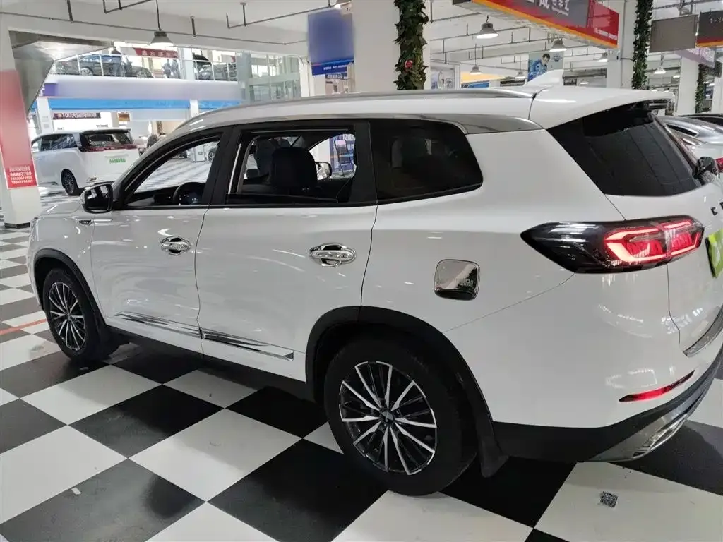 Chery Tiggo 8 PLUS — фото 5