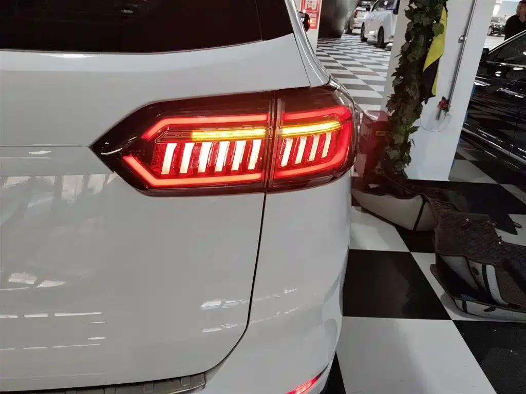Chery Tiggo 8 PLUS — фото 8
