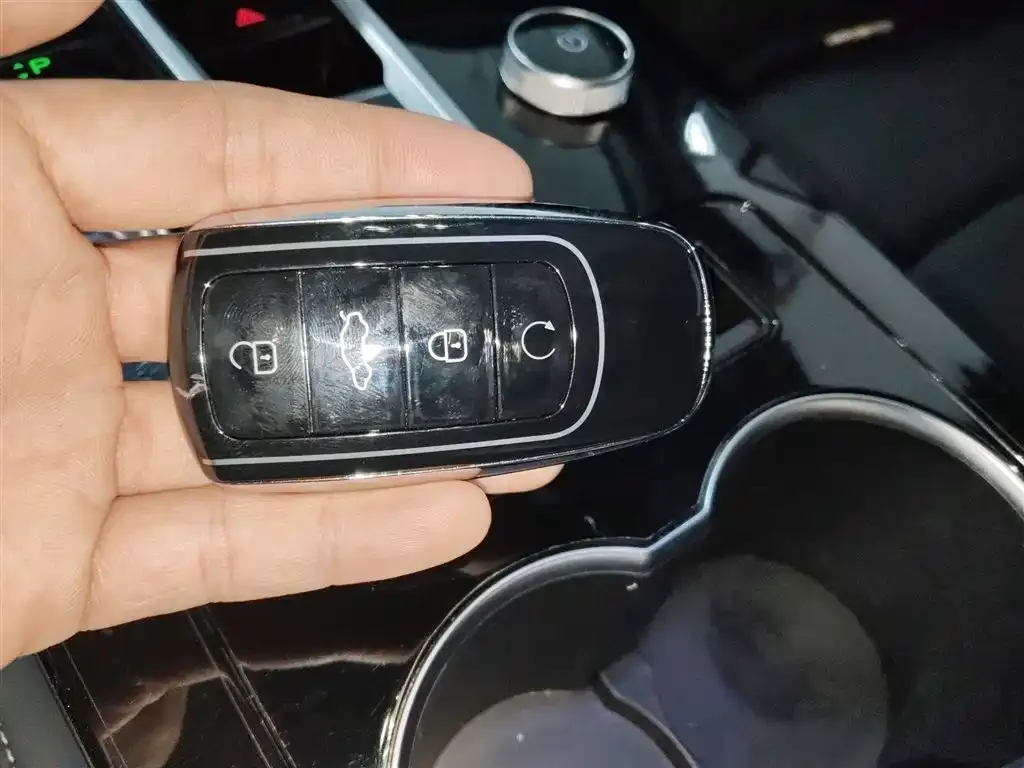Chery Tiggo 8 PLUS — фото 9