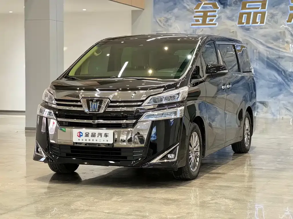 Toyota Vellfire 2022 из CN, фото 1