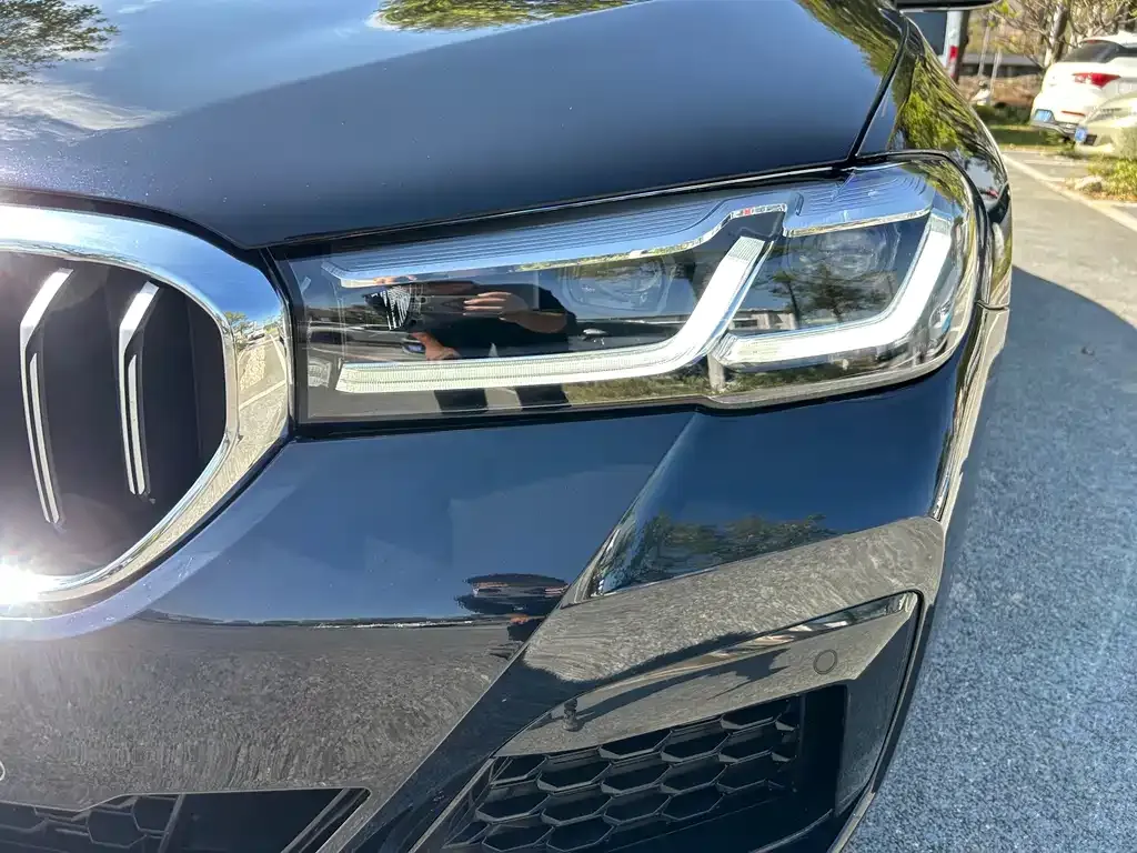 BMW 5 Series 2023 из CN, фото 6