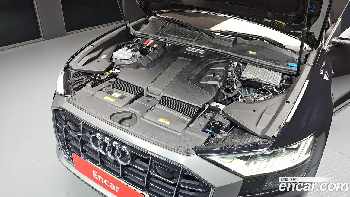 Audi Q8 2021 из KR, фото 6