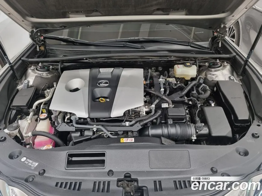 Lexus ES 2021 из KR, фото 5