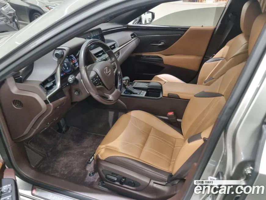 Lexus ES 2021 из KR, фото 7