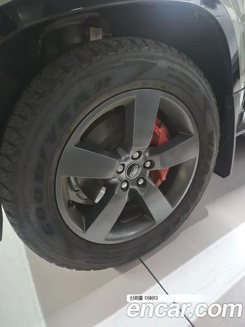 Land Rover Defender 2023 из KR, фото 8