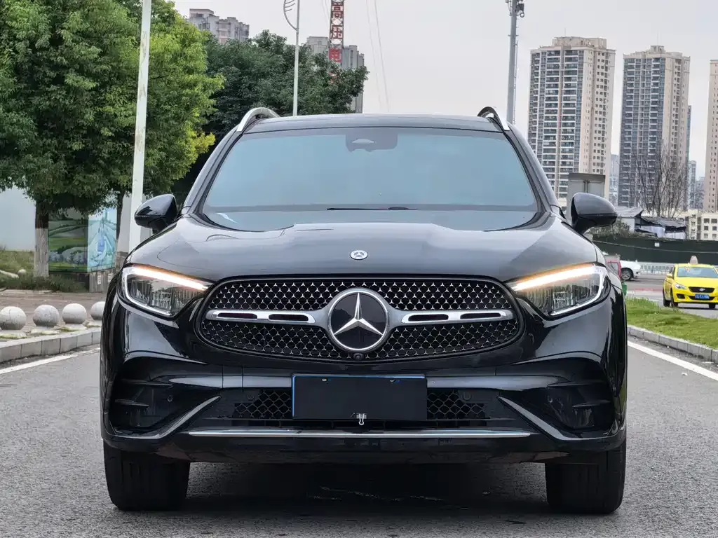 Mercedes-Benz GLC 2024 из CN, фото 2