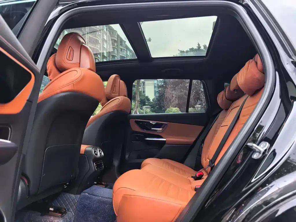 Mercedes-Benz GLC 2024 из CN, фото 5