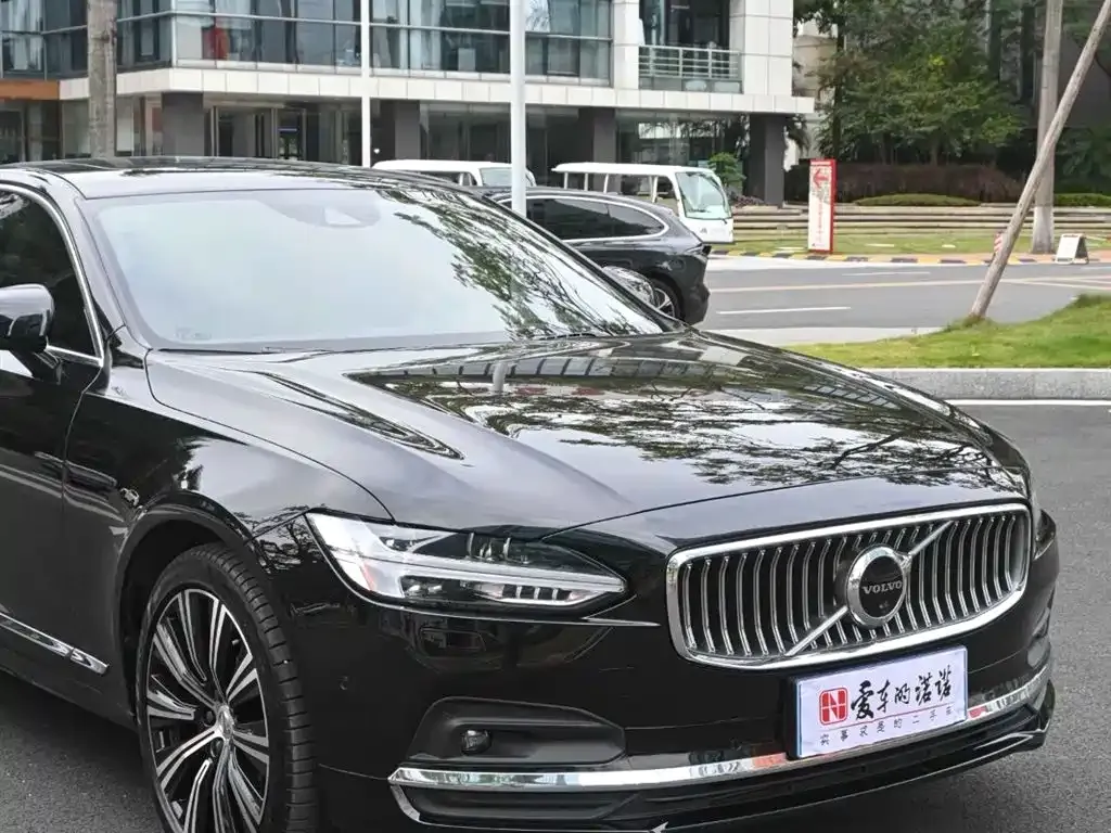 Volvo S90 — фото 10