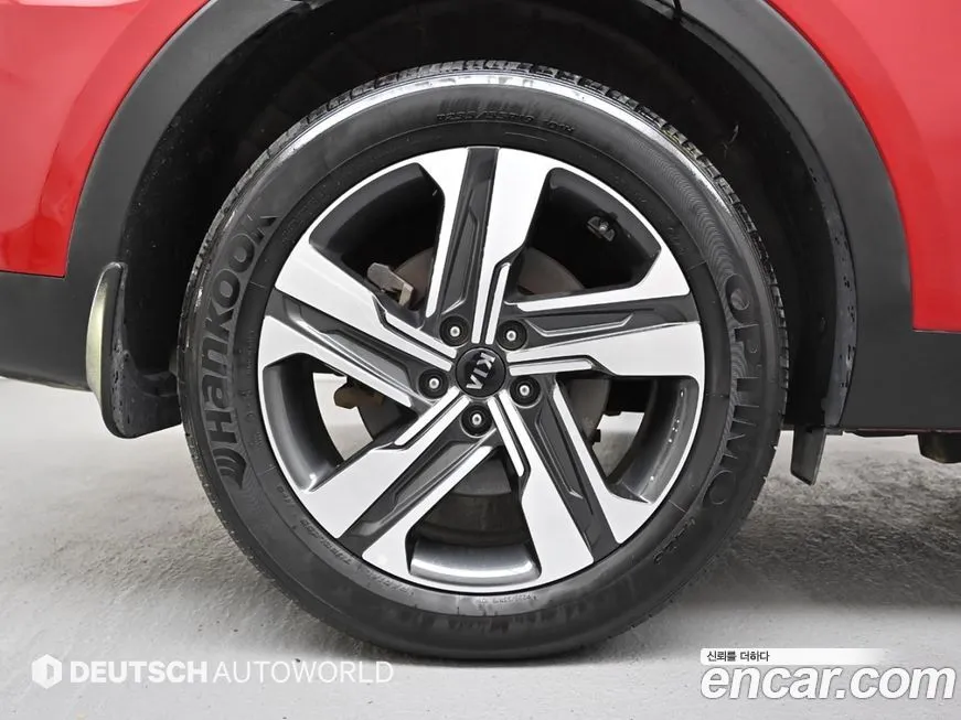 Kia Sorento — фото 5