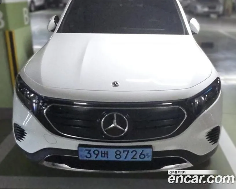 Mercedes-Benz EQB
