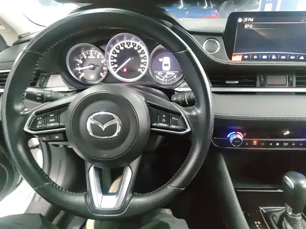 Mazda Atenza — фото 10