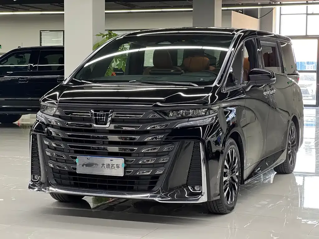 Toyota Vellfire 2024 из CN, фото 1