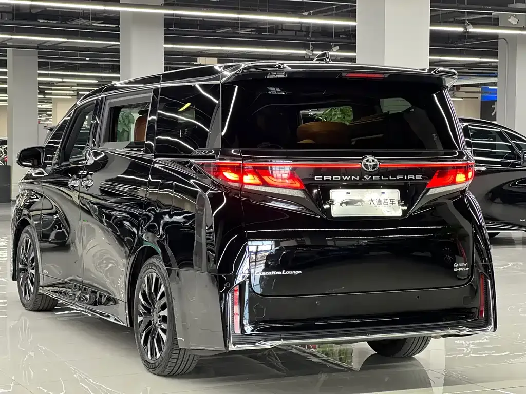Toyota Vellfire 2024 из CN, фото 4