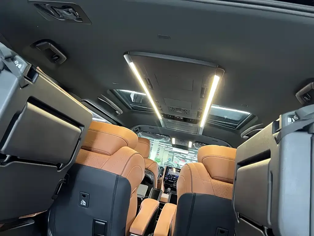 Toyota Vellfire 2024 из CN, фото 9