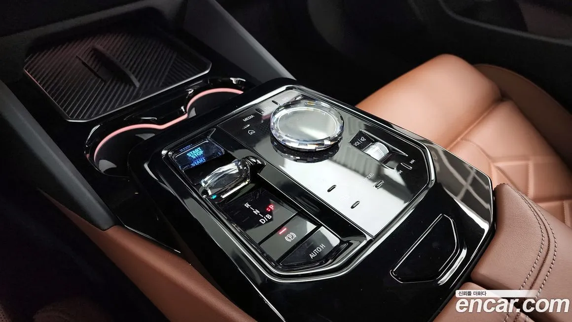 BMW i5 2024 из KR, фото 9