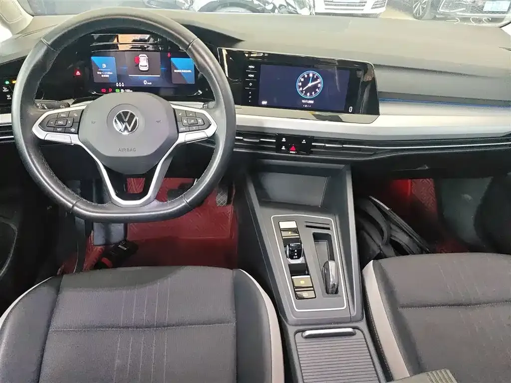 Volkswagen Golf 2022 из CN, фото 10