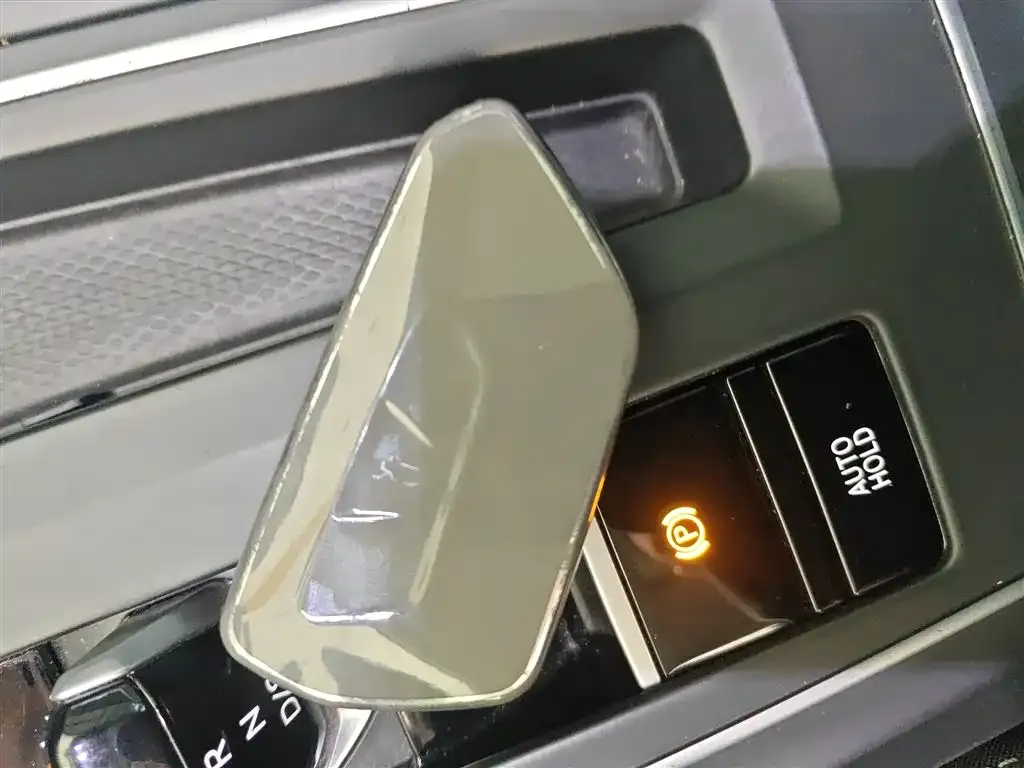 Volkswagen Golf 2022 из CN, фото 9