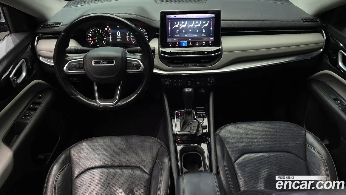 Jeep Compass — фото 7