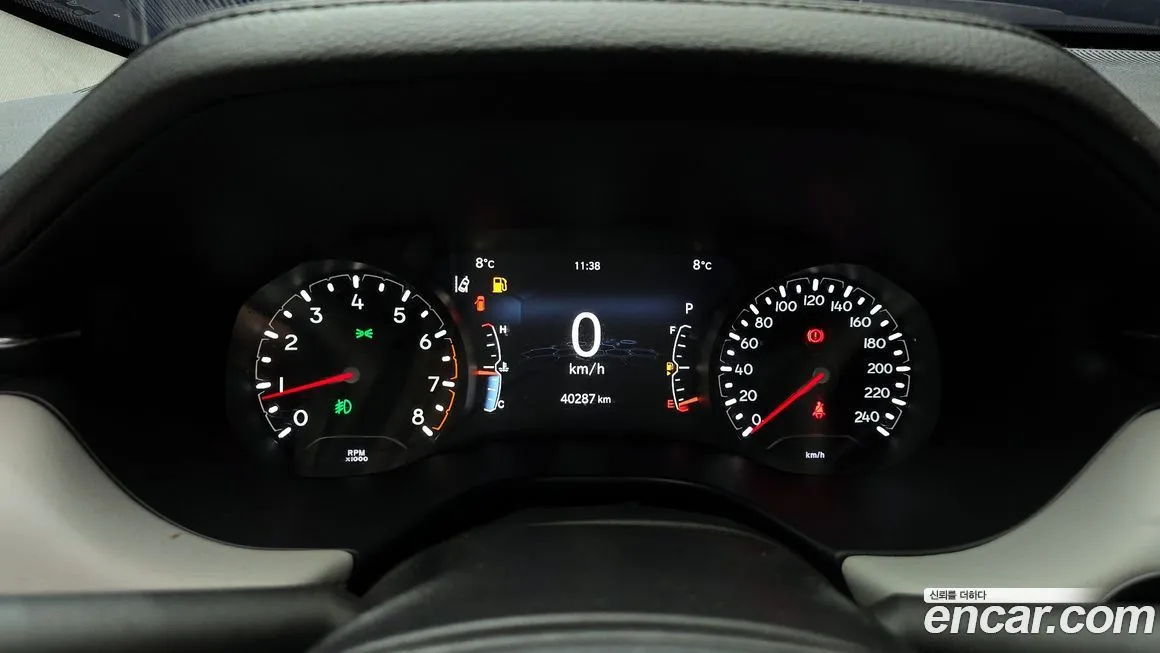 Jeep Compass — фото 8