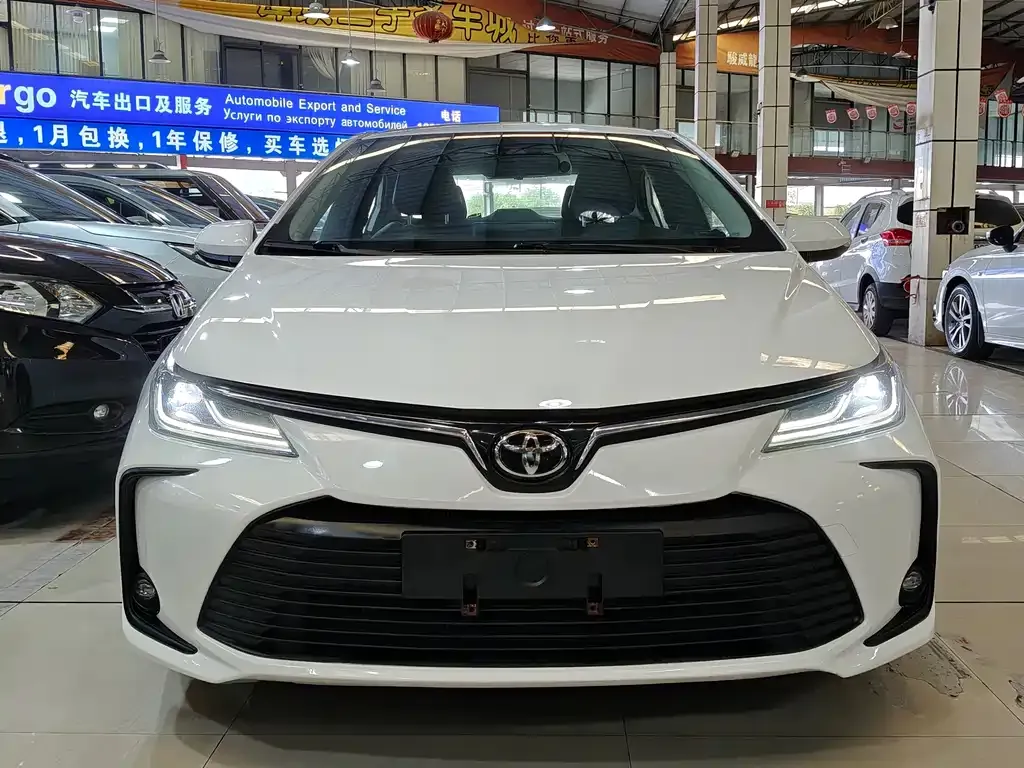 Toyota Corolla 2022 из CN, фото 2