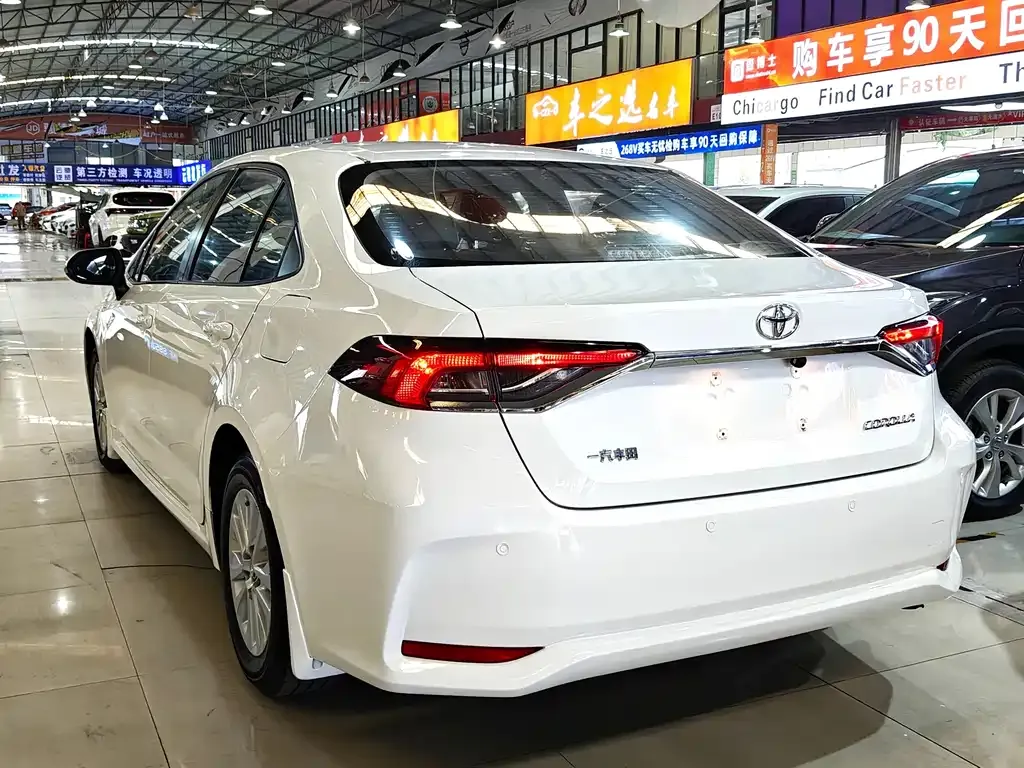 Toyota Corolla 2022 из CN, фото 4