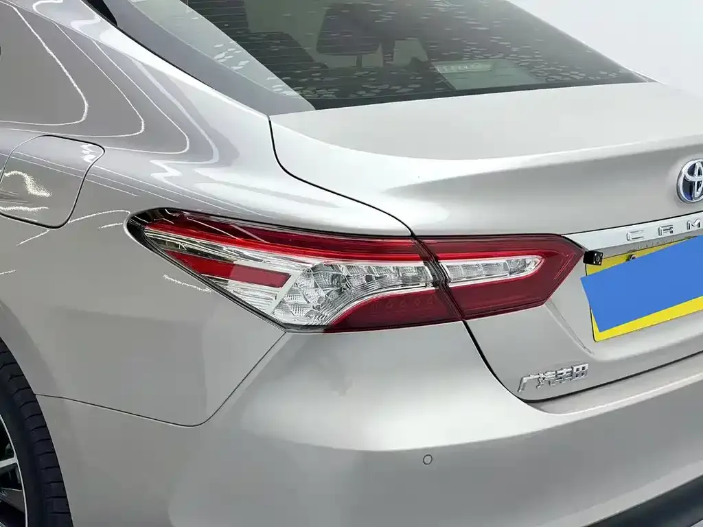 Toyota Camry 2023 из CN, фото 10