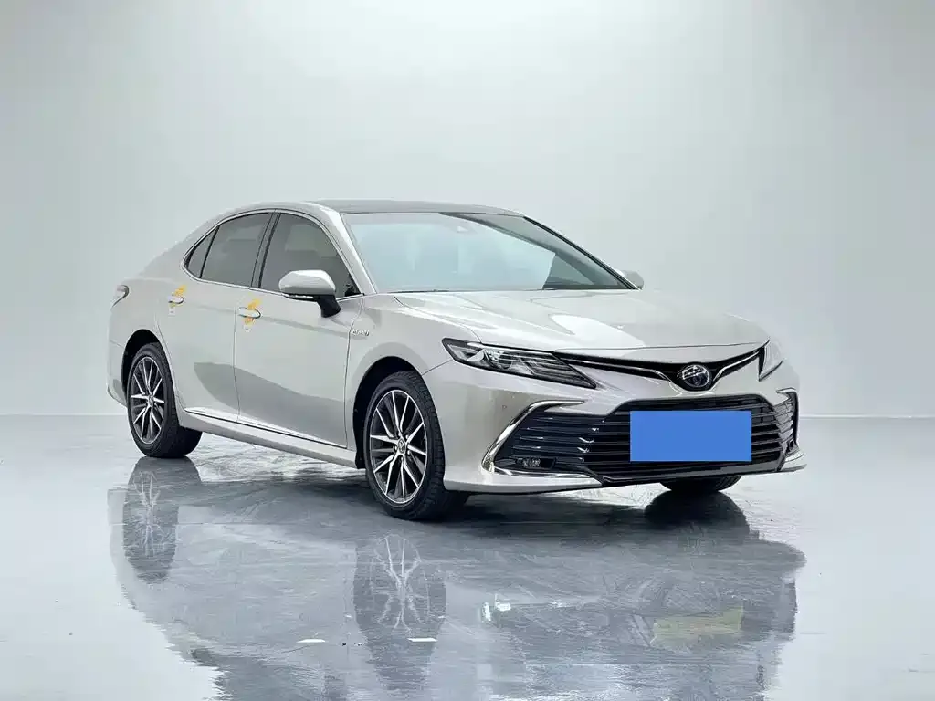 Toyota Camry 2023 из CN, фото 3