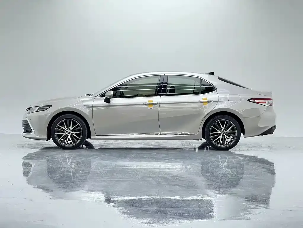 Toyota Camry 2023 из CN, фото 7