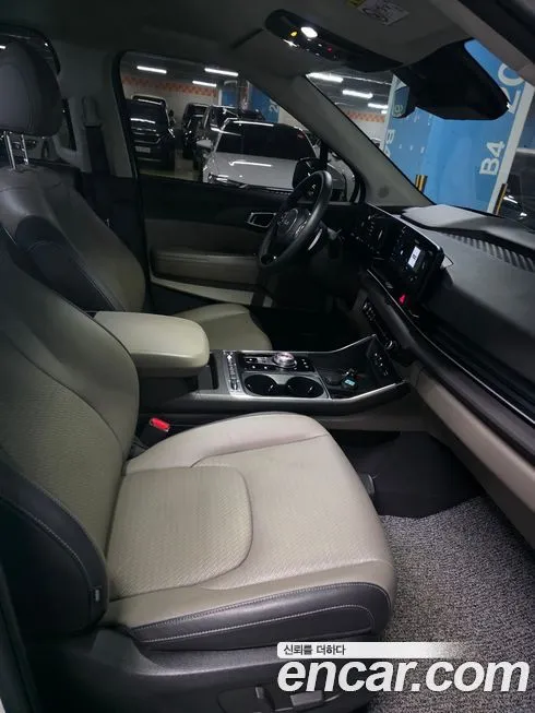 Kia Carnival — фото 10