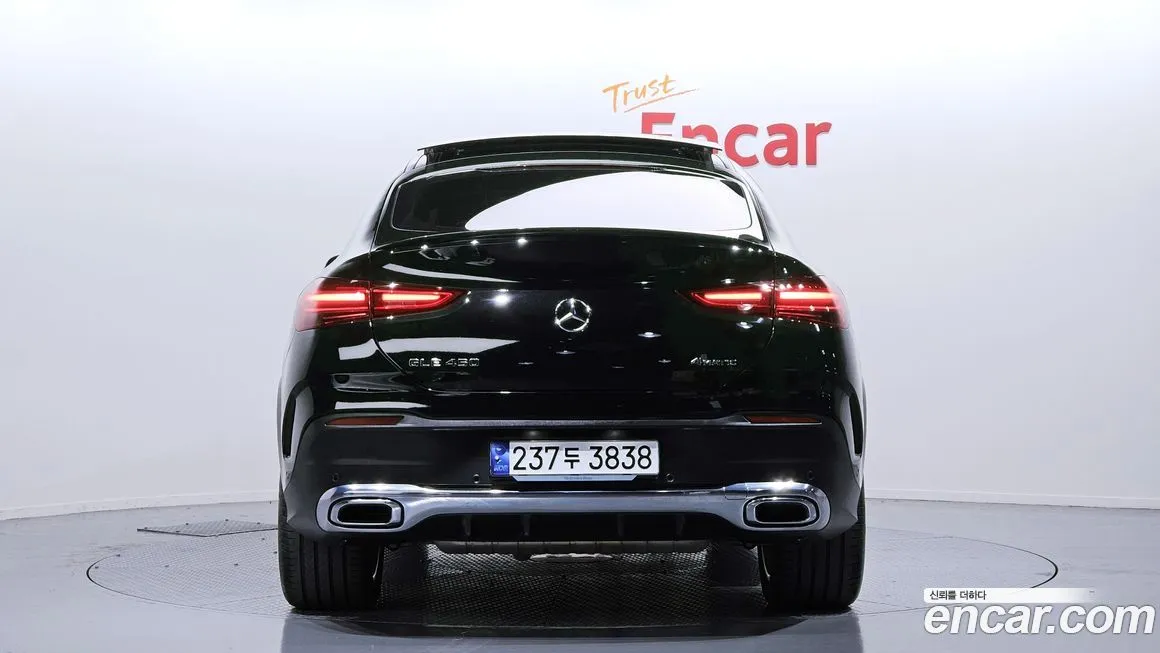 Mercedes-Benz GLE-Class — фото 4