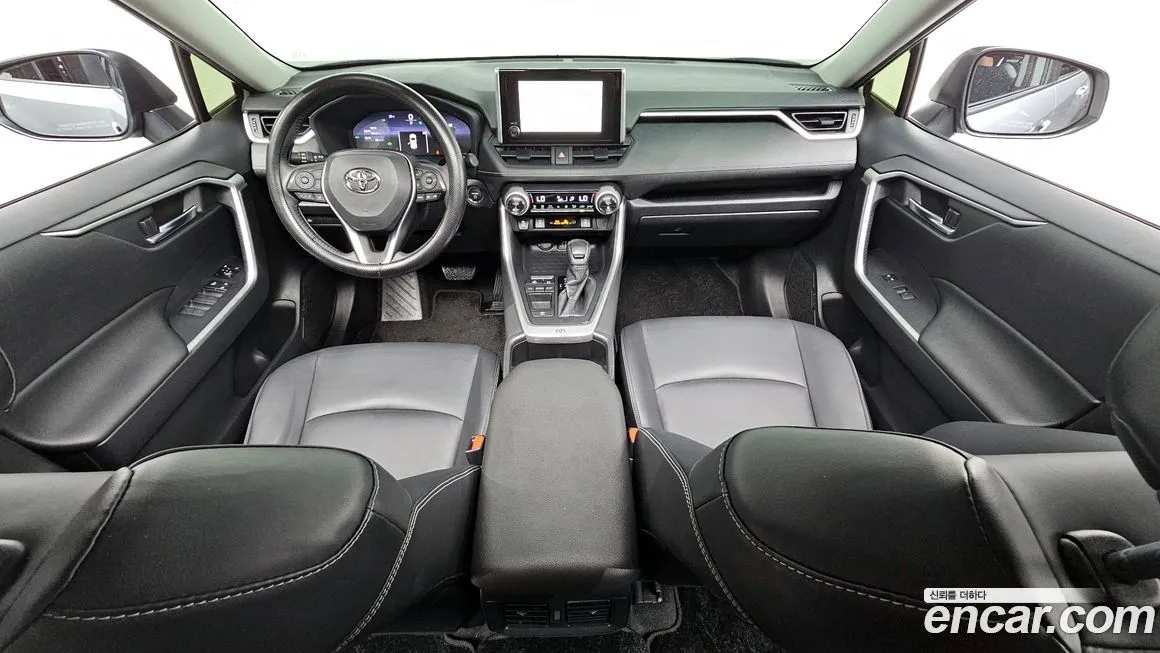 Toyota RAV4 2023 из KR, фото 7