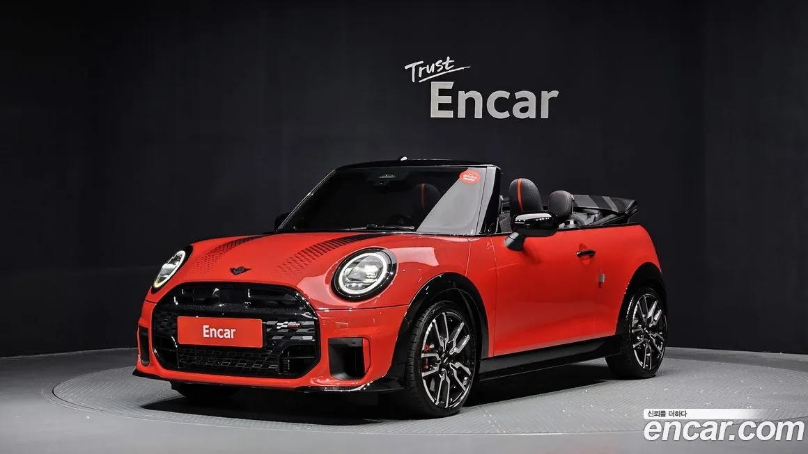 Mini Cooper Convertible — фото 1