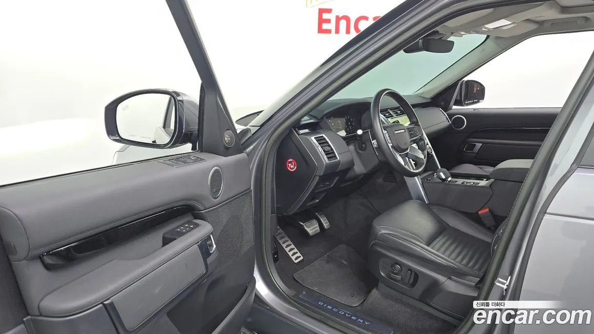 Land Rover Discovery 2023 из KR, фото 10