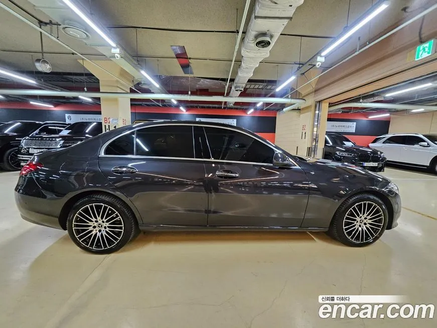 Mercedes-Benz C-Class 2025 из KR, фото 4