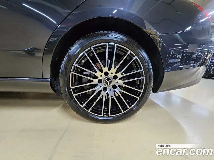 Mercedes-Benz C-Class 2025 из KR, фото 9
