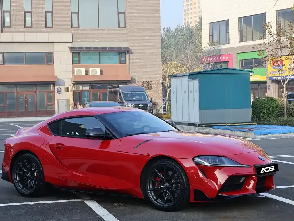 Toyota Supra — фото 1