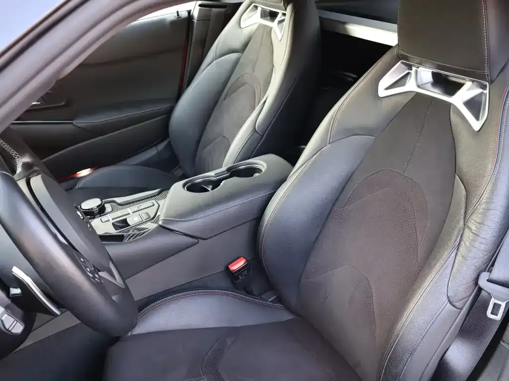 Toyota Supra — фото 10