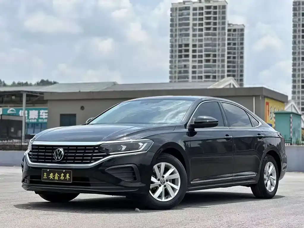 Volkswagen Passat 2023 из CN, фото 1