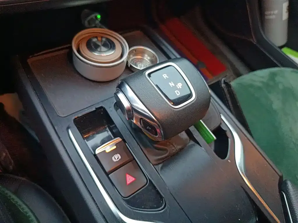 Hongqi E-QM5 2023 из CN, фото 7