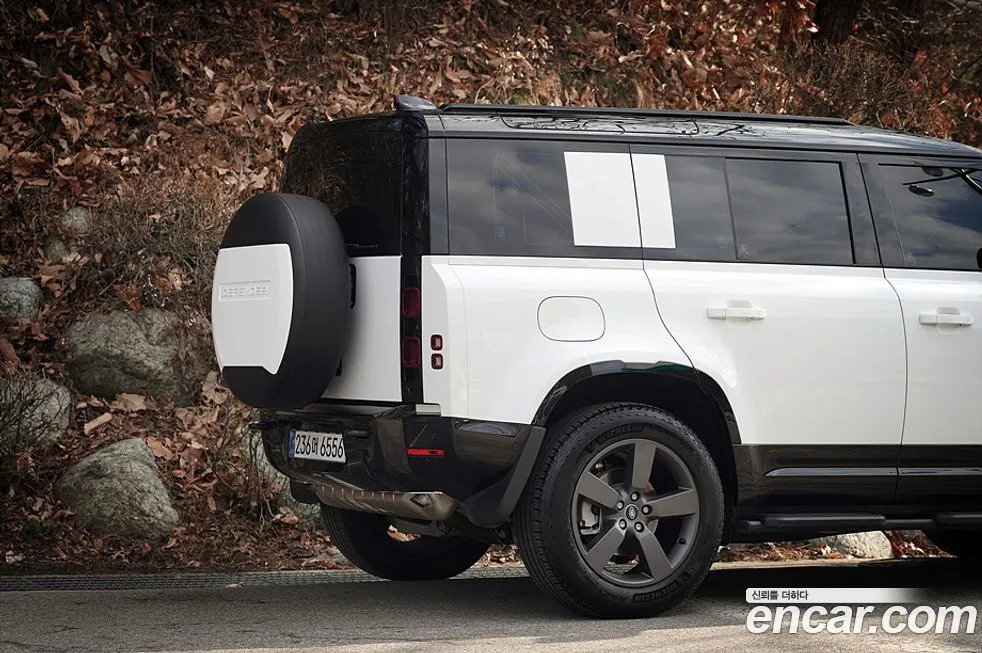 Land Rover Defender — фото 4