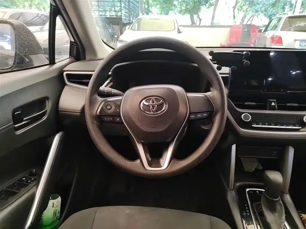 Toyota Frontlander 2023 из CN, фото 3