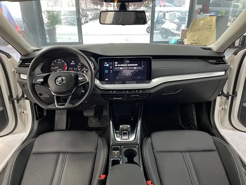 Skoda Octavia — фото 7