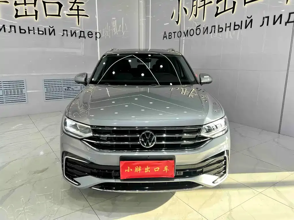 Volkswagen Tiguan L — фото 4