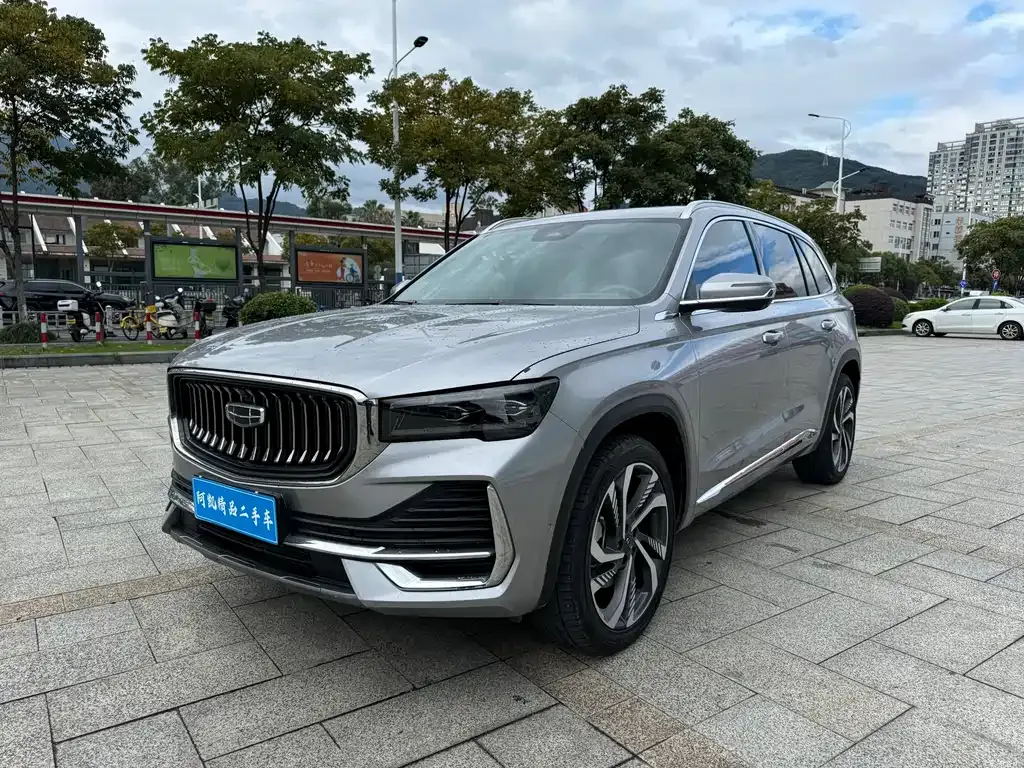 Geely Xingyue L — фото 1