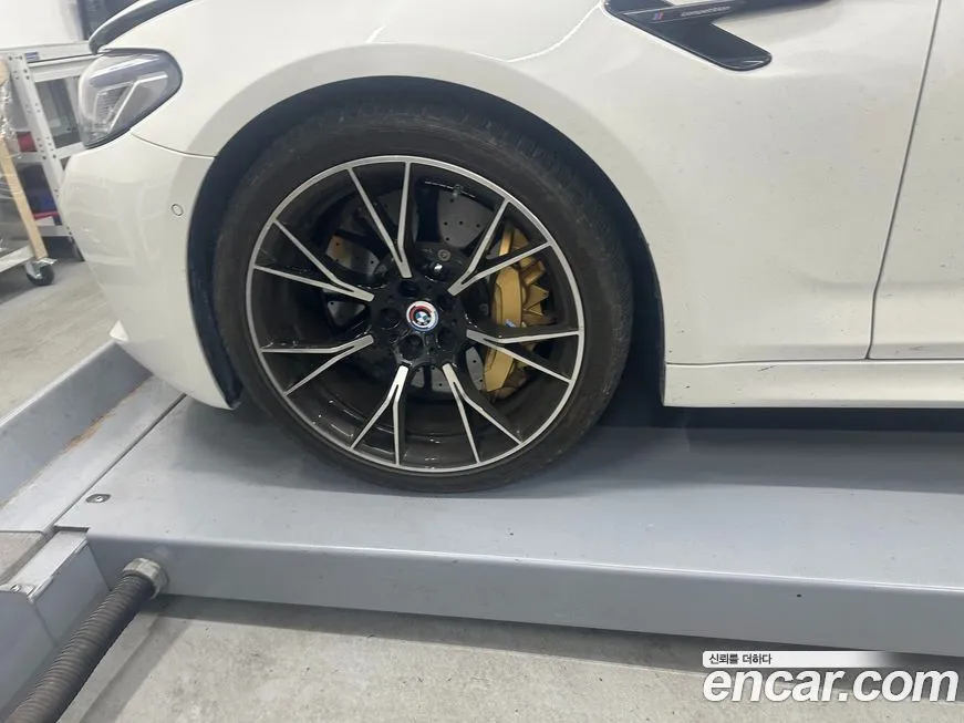 BMW M5 2023 из KR, фото 3